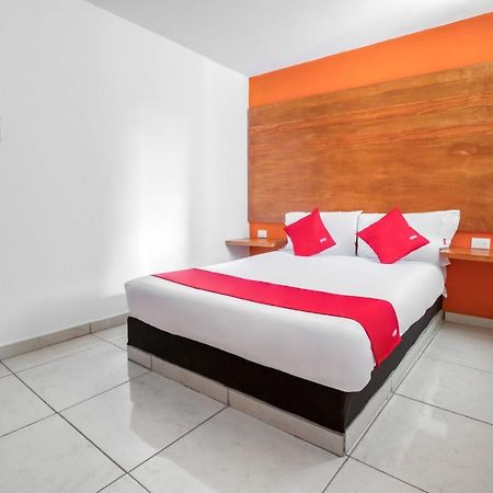 Oyo Hotel Familiar Tollan Cholula Εξωτερικό φωτογραφία